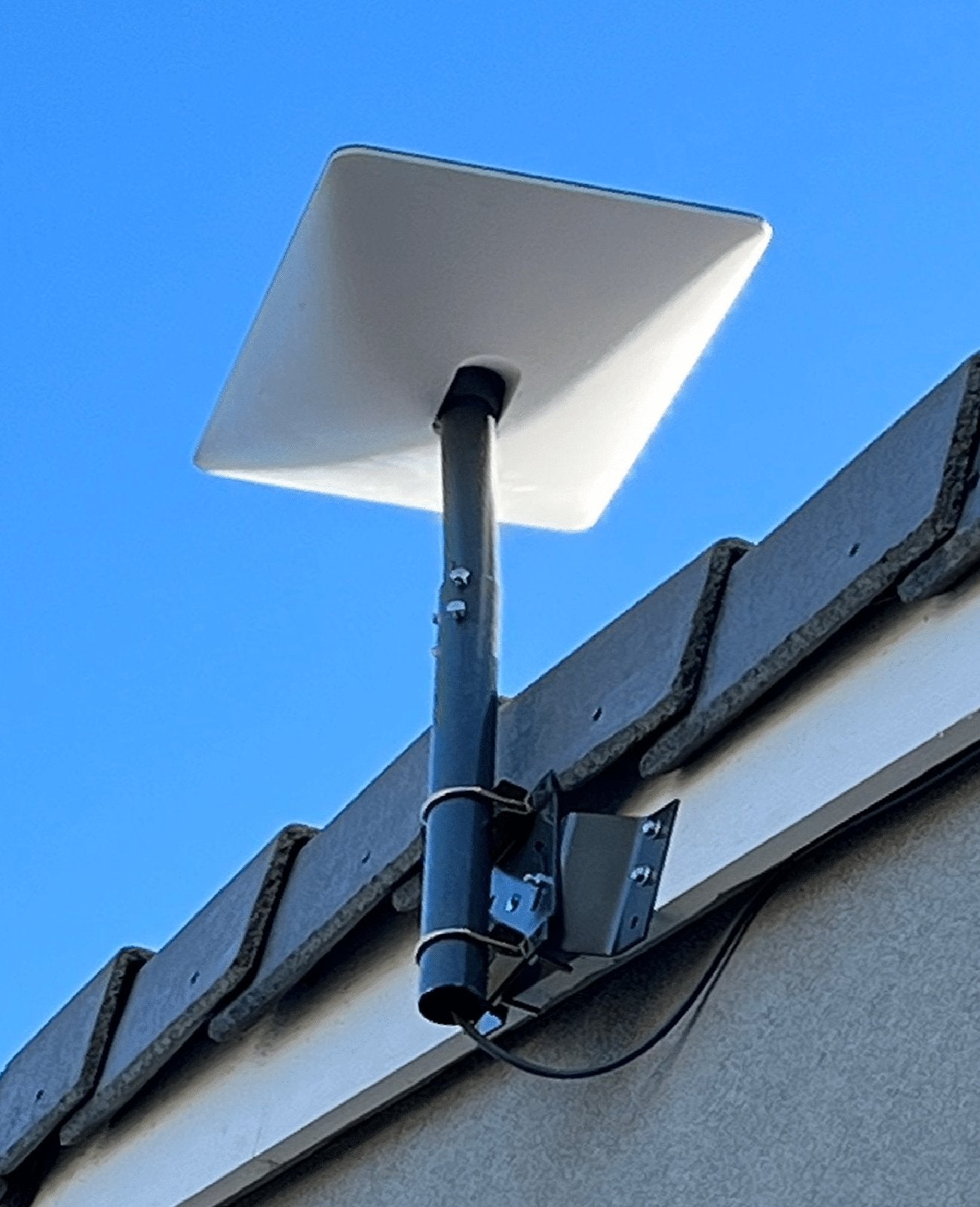 Starlink Eave Mount