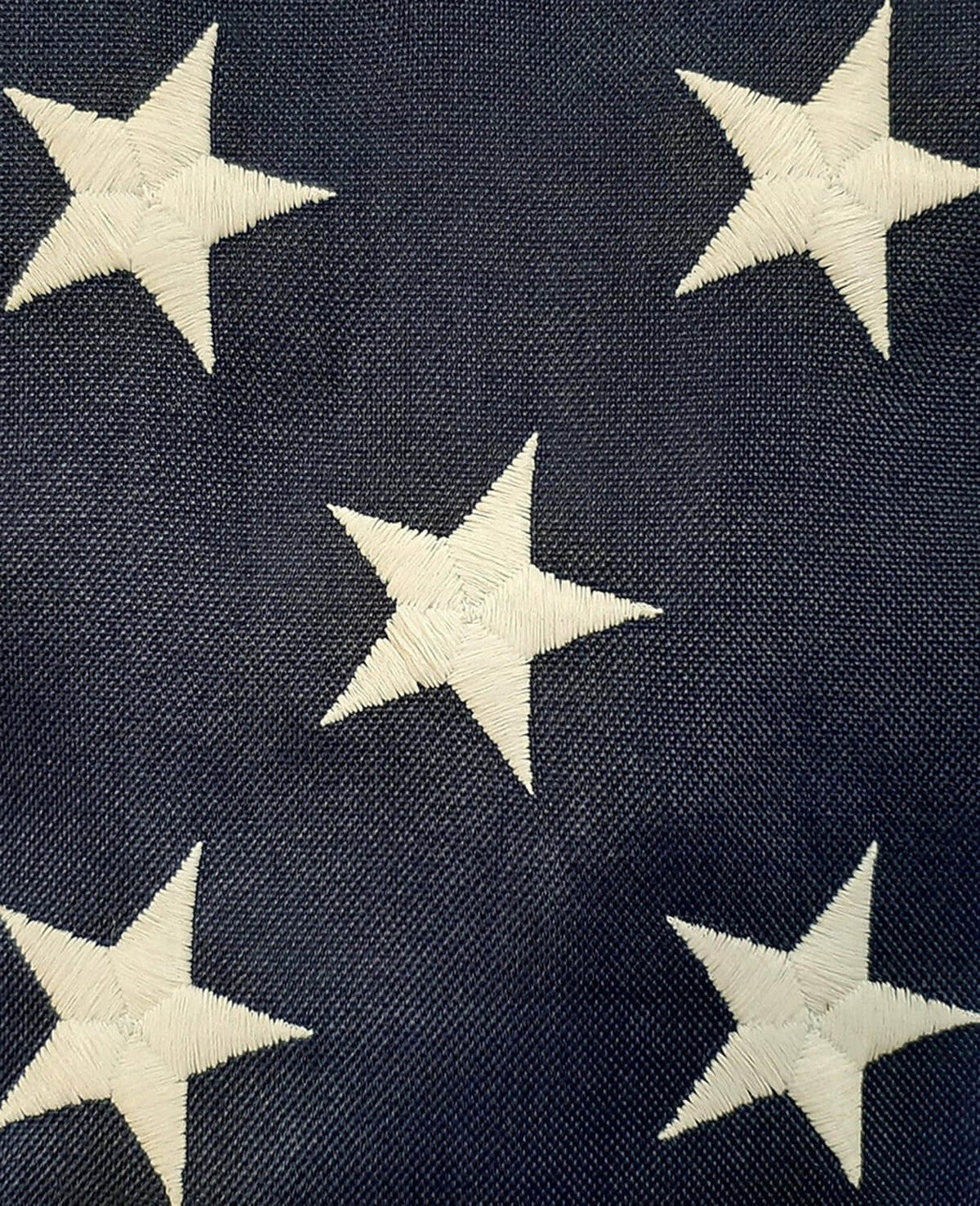 US Flag 3’x5′ US AMERICAN FLAG Polyester (Embroidered Stars & Sewn Stripes) Outdoor , HighWind