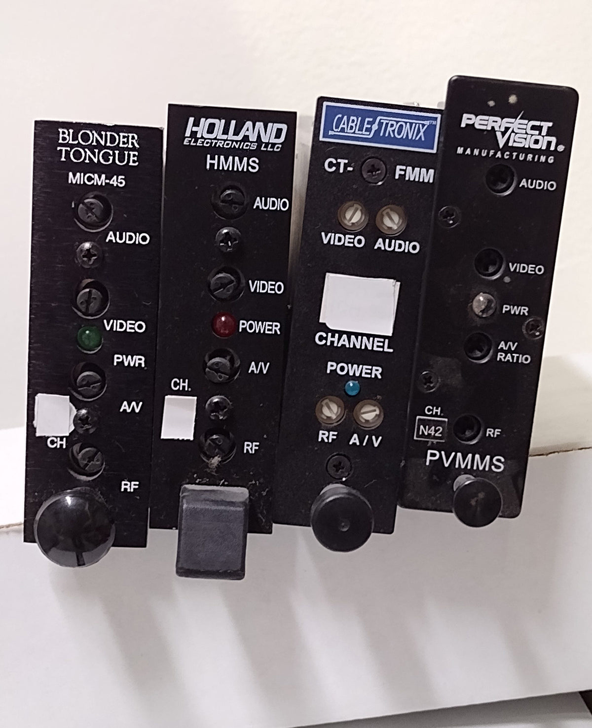 Mini Modulators, Holland, Blonder Tongue, Perfect Vison, Cable Tronix